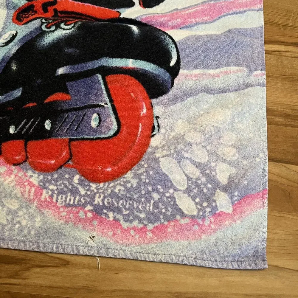 Vintage Coca Cola Bath Beach Towel Polar Bear Roller Skating 1998 90s 54”x26.5”